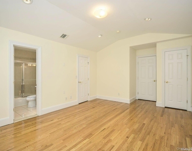 51 Inwood Road - Photo Thumbnail 25
