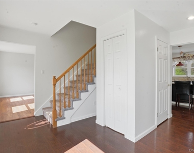 34 Rombout Road - Photo Thumbnail 6