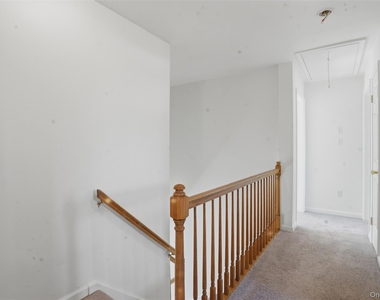 34 Rombout Road - Photo Thumbnail 25