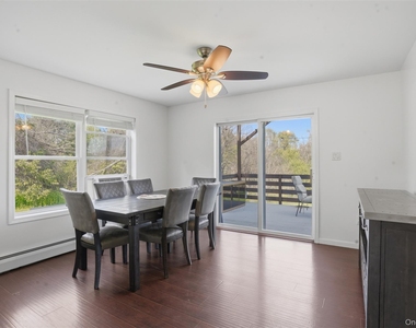 34 Rombout Road - Photo Thumbnail 12