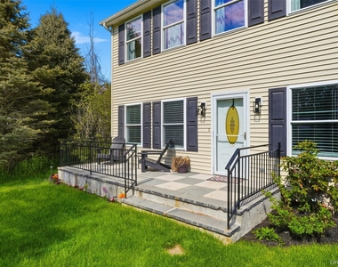 34 Rombout Road - Photo Thumbnail 4