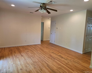 2758 N. Cedar Avenue - Photo Thumbnail 11