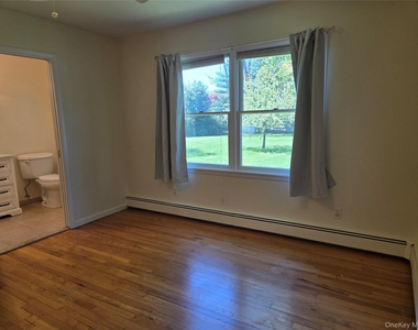 2758 N. Cedar Avenue - Photo Thumbnail 10
