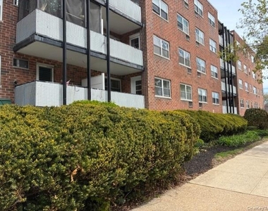 100 Lincoln Avenue - Photo Thumbnail 26
