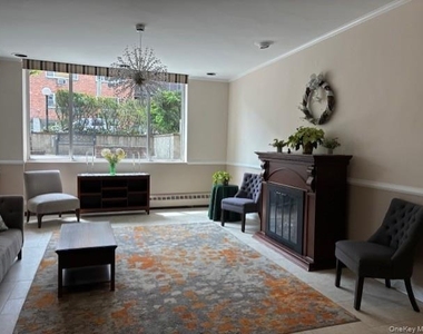 100 Lincoln Avenue - Photo Thumbnail 4