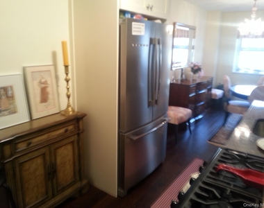 100 Lincoln Avenue - Photo Thumbnail 15