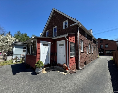 646 Main Street - Photo Thumbnail 1