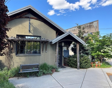 646 Main Street - Photo Thumbnail 23