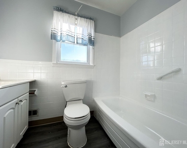 11 A Foothills Drive - Photo Thumbnail 4