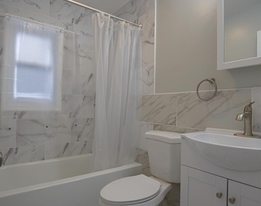 545 Olive Place - Photo Thumbnail 9
