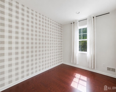 133 Savoth Lane - Photo Thumbnail 10