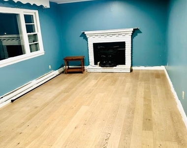 323 Russelcroft Road - Photo Thumbnail 20