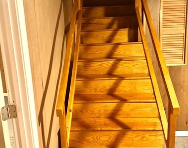 323 Russelcroft Road - Photo Thumbnail 39