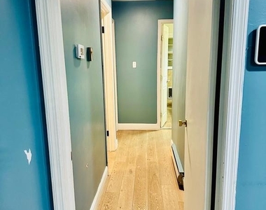 323 Russelcroft Road - Photo Thumbnail 24