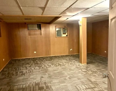 323 Russelcroft Road - Photo Thumbnail 37