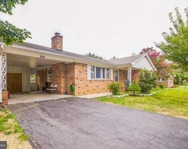323 Russelcroft Road - Photo Thumbnail 1