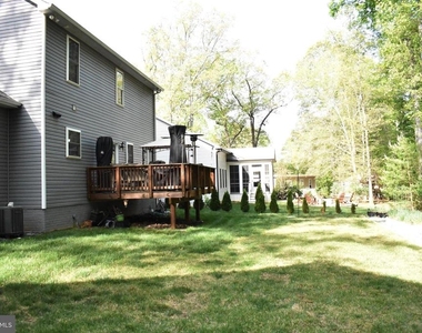 526 Monticello Circle - Photo Thumbnail 34