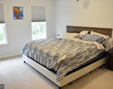 526 Monticello Circle - Photo Thumbnail 27