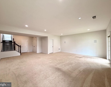 23480 Logans Ridge Terrace - Photo Thumbnail 29