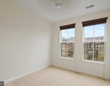 43421 Southland Street - Photo Thumbnail 25