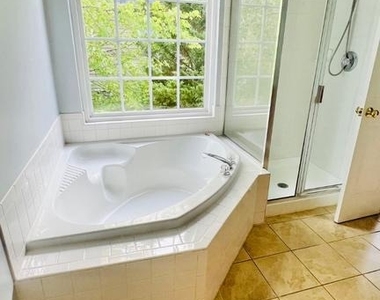 7566 Grey Goose Way - Photo Thumbnail 15