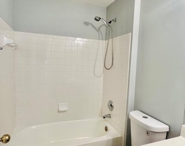 7566 Grey Goose Way - Photo Thumbnail 12