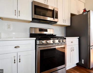 5909 Founders Hill Drive - Photo Thumbnail 23