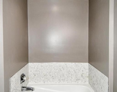 5909 Founders Hill Drive - Photo Thumbnail 18
