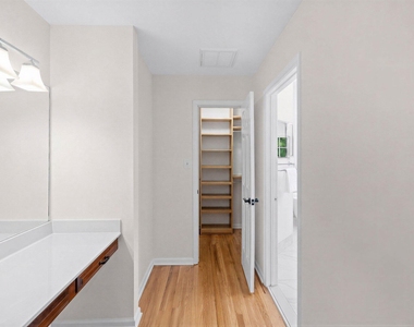 6609 Heidi Court - Photo Thumbnail 36