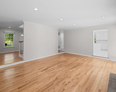 6609 Heidi Court - Photo Thumbnail 11