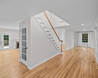 6609 Heidi Court - Photo Thumbnail 7