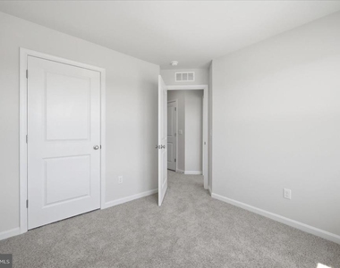 122 Bowers Street - Photo Thumbnail 29