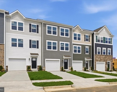122 Bowers Street - Photo Thumbnail 2