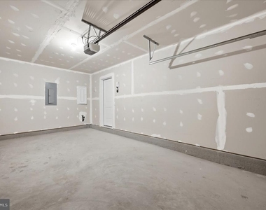 122 Bowers Street - Photo Thumbnail 34