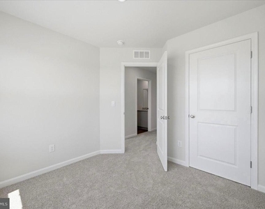 122 Bowers Street - Photo Thumbnail 31