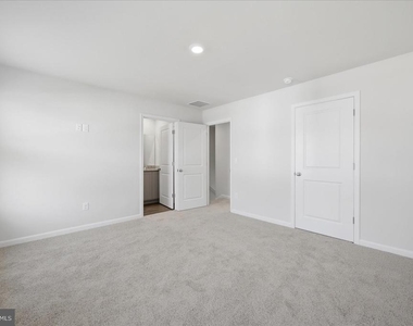 122 Bowers Street - Photo Thumbnail 23