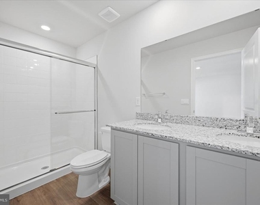 122 Bowers Street - Photo Thumbnail 24