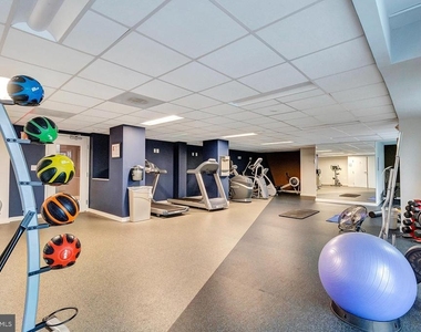2500 N Van Dorn Street - Photo Thumbnail 11