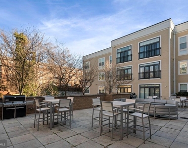 989 S Buchanan Street S - Photo Thumbnail 9