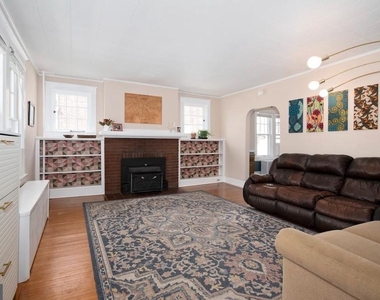 1505 3rd Avenue - Photo Thumbnail 1