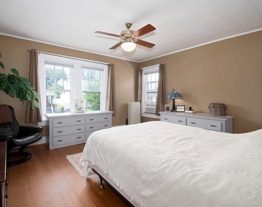 1505 3rd Avenue - Photo Thumbnail 5