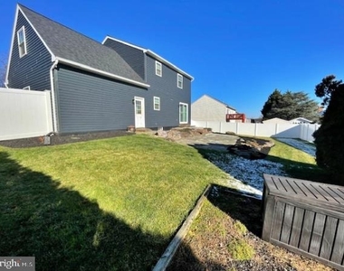 126 Meadow Hill Drive - Photo Thumbnail 11