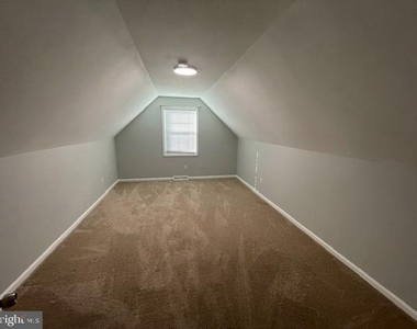 126 Meadow Hill Drive - Photo Thumbnail 9