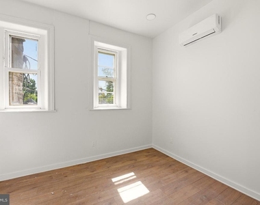 6012 Ridge Avenue - Photo Thumbnail 11