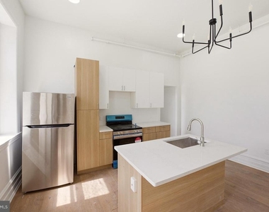 6012 Ridge Avenue - Photo Thumbnail 3