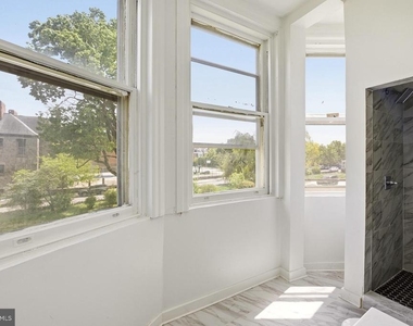 6012 Ridge Avenue - Photo Thumbnail 12