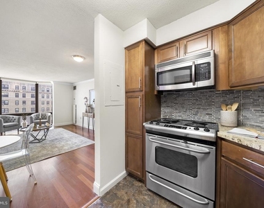 2018 Walnut Street - Photo Thumbnail 9