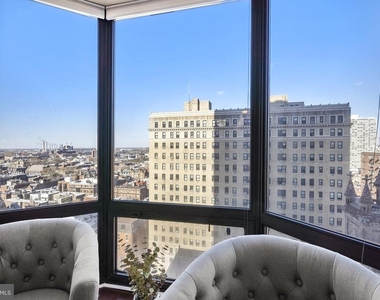 2018 Walnut Street - Photo Thumbnail 4