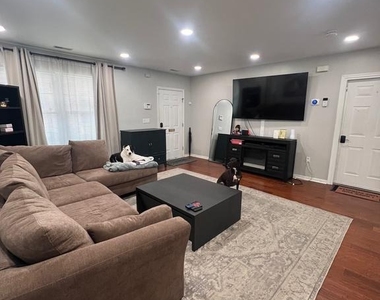 2312 Cross Street - Photo Thumbnail 1