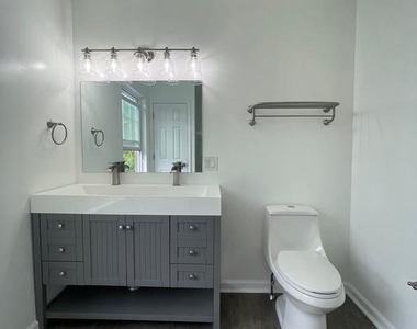 2312 Cross Street - Photo Thumbnail 11